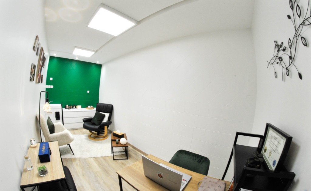 photo cabinet Charlyne Petureau