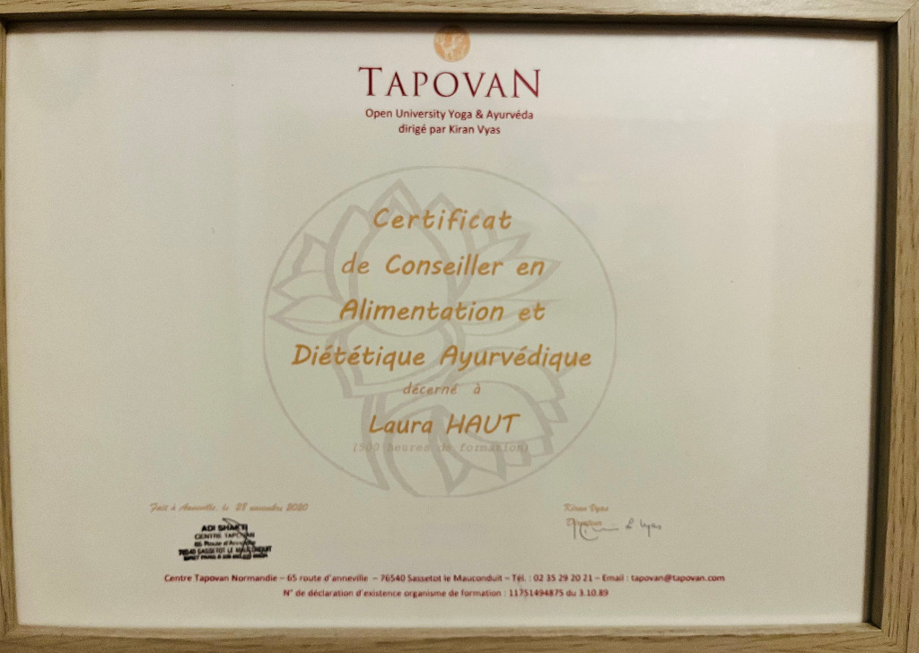 photo diplome Espace sundara- Laura Haut