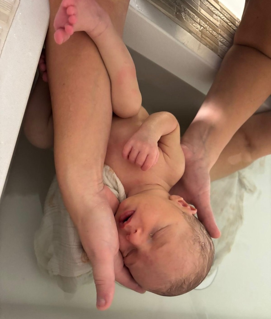 photo portrait Thérapeutique bain bébé - Marie Dhoquois