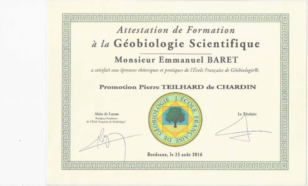 photo diplome EMMANUEL BARET