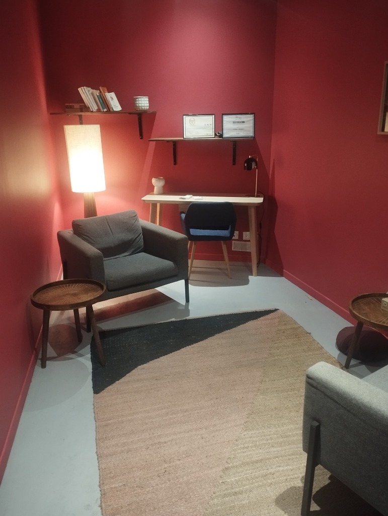 photo cabinet Nabila mechairi