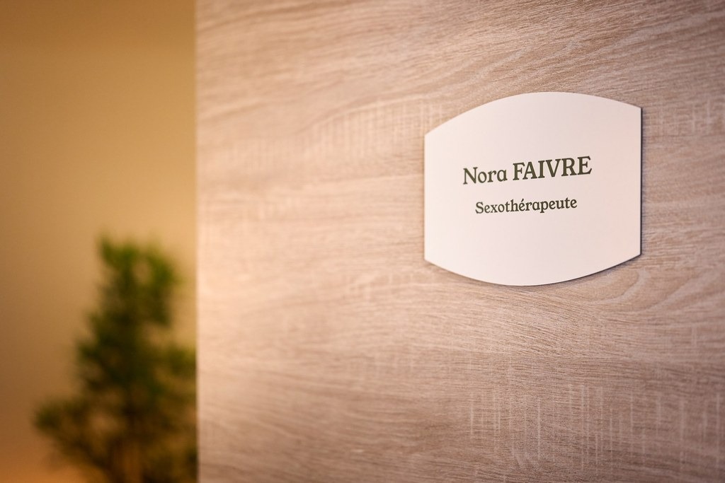 photo seance Nora Faivre - Sexothérapie - Thérapie de couple