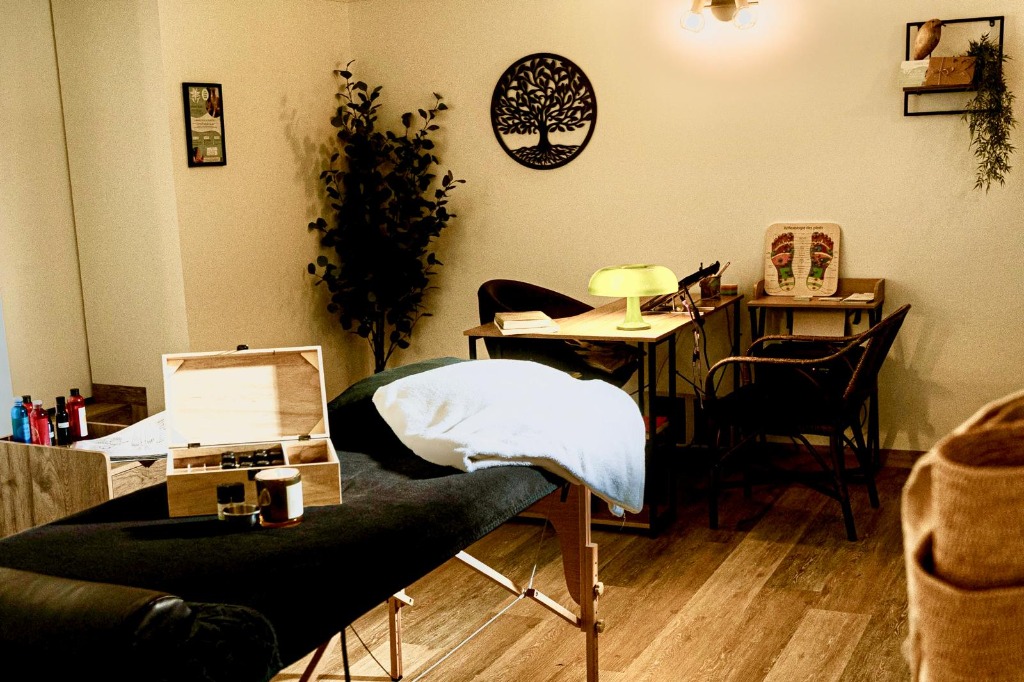 photo cabinet ISABELLE MEVEL REFLEXOLOGUE