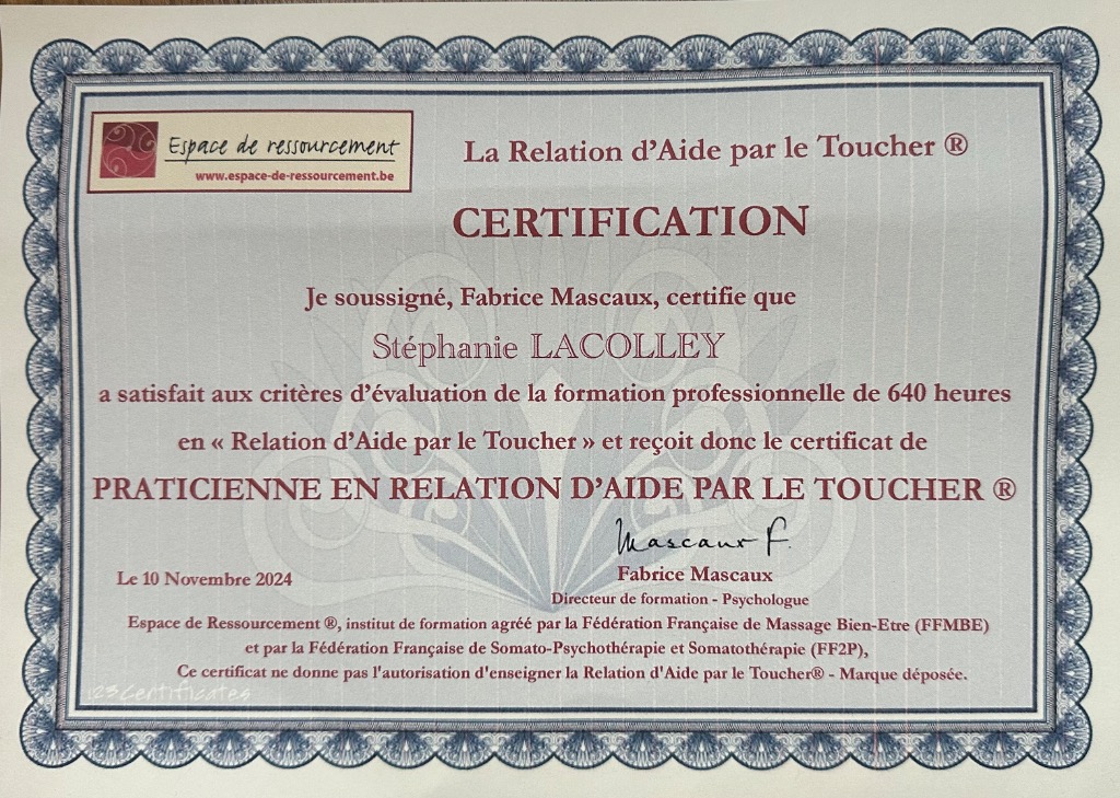 photo diplome Stéphanie Lacolley A corps en soi
