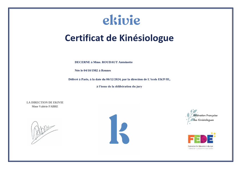 photo diplome Antoinette Kinésiologie