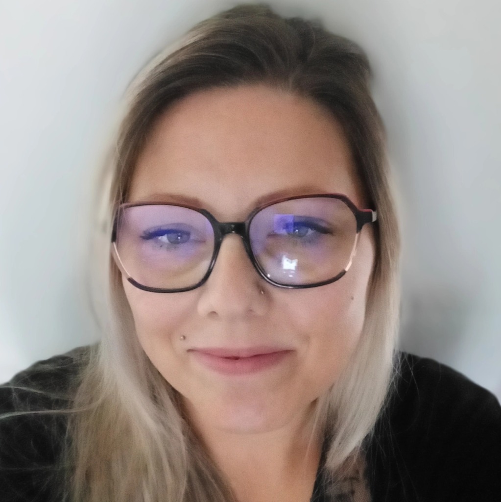 photo portrait Virginie sophro Enfants, ados Tdah, TSA,TND