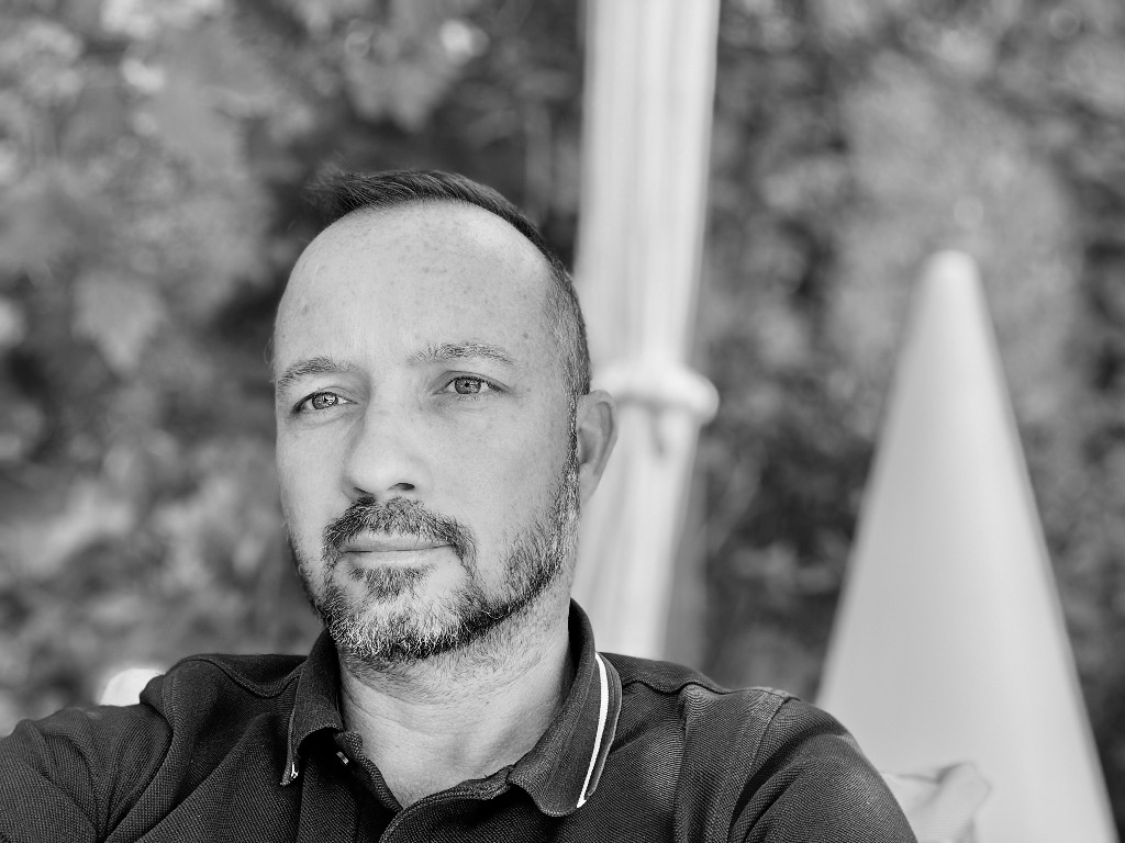 photo portrait Loïc BELLO