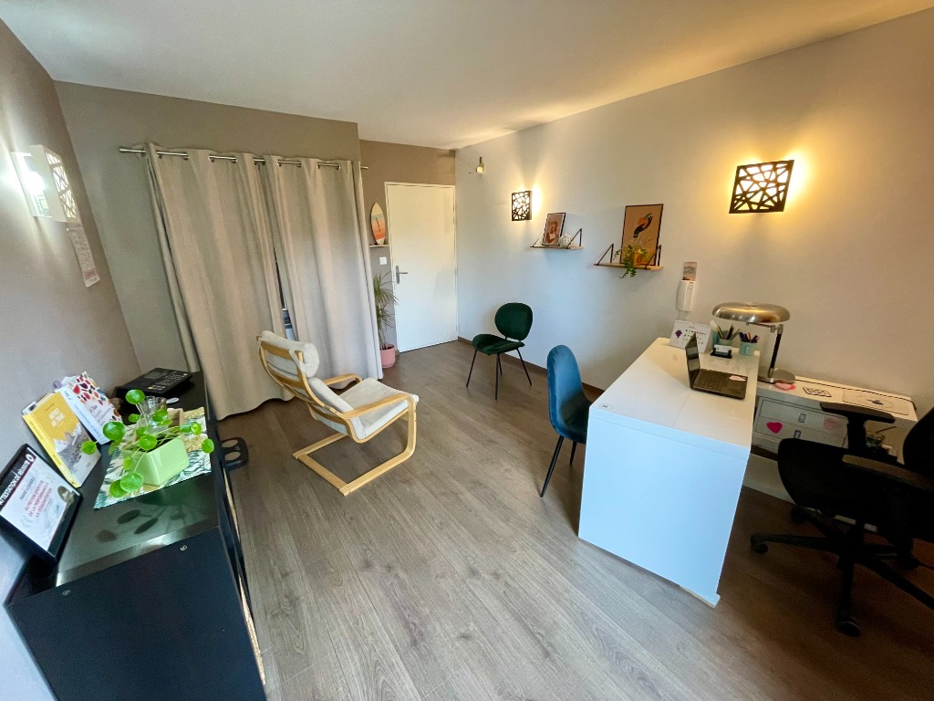 photo cabinet Samantha Marty Sophrogue