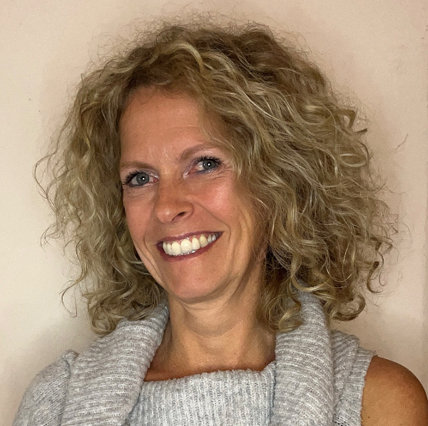 ADEPTÔZEN - Martine Rufer