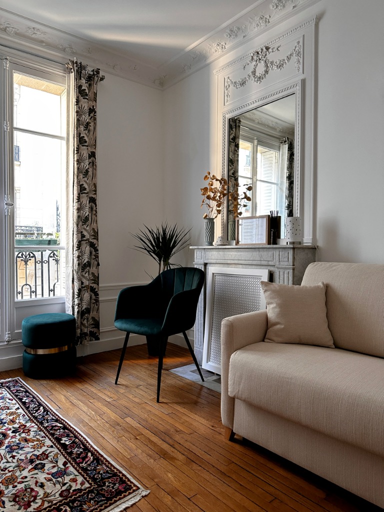 photo cabinet Aline SEVILLANO