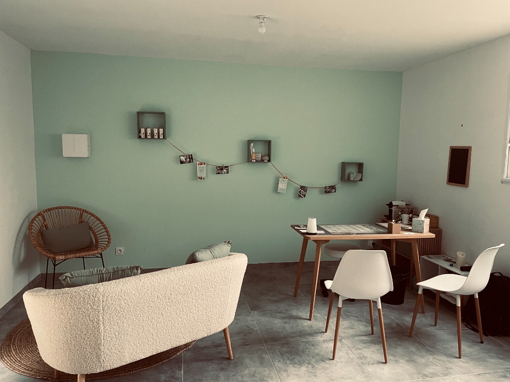 photo cabinet Daphnée Allion Sophrologue