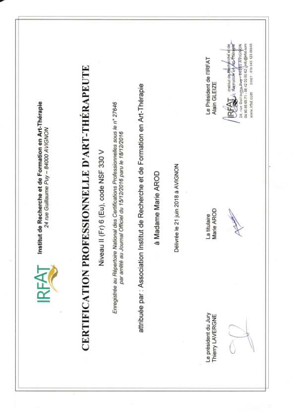 photo diplome Marie Arod