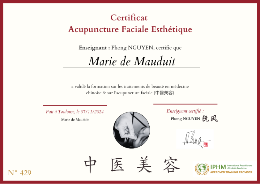 photo diplome Marie de Mauduit - Tai Ji Harmonie