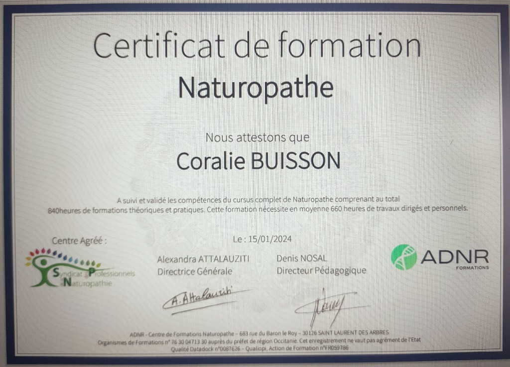 photo diplome Coralie Buisson