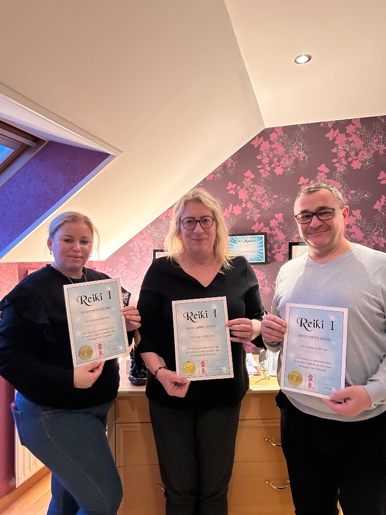 photo seance Dominique Lazar maître enseignant Reiki