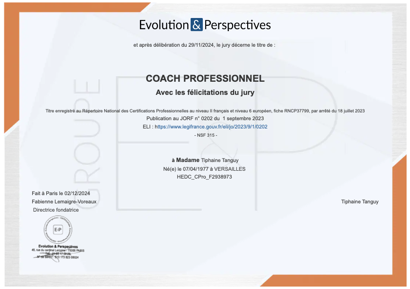 photo diplome Tiphaine Tanguy Coaching