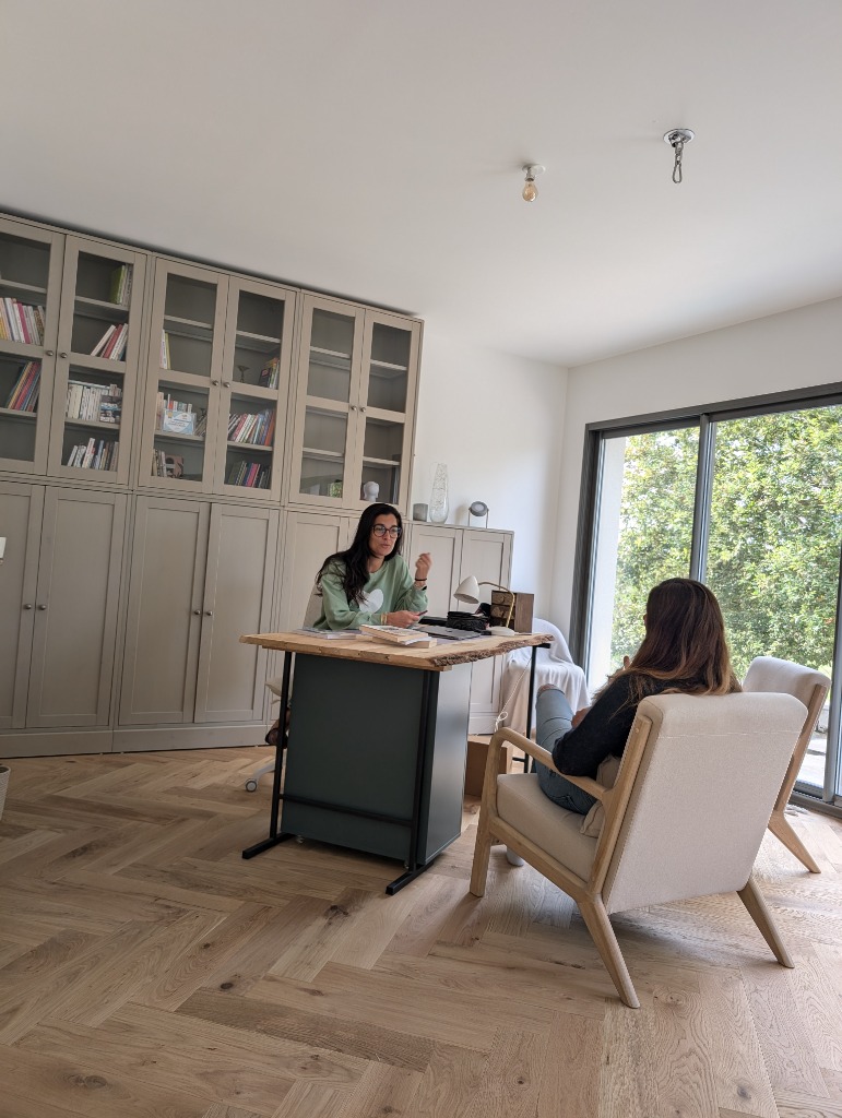 photo cabinet Emilie Comba Parentalité Plus