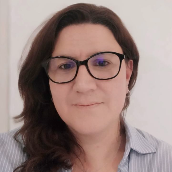 Estelle DELILLE - AT DOT