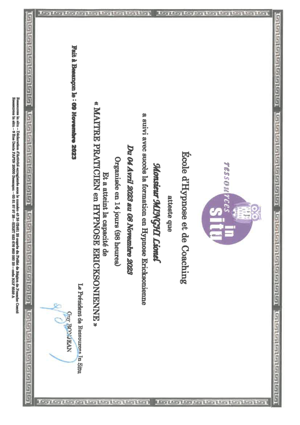 photo diplome Lionel Minghi