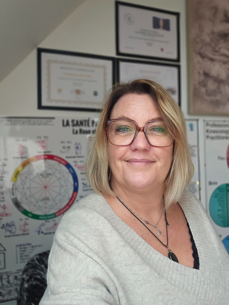 photo portrait Sandrine DEBUYSER Kinésiologie Weppes