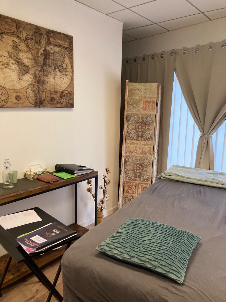 photo cabinet Leslie GABOURG