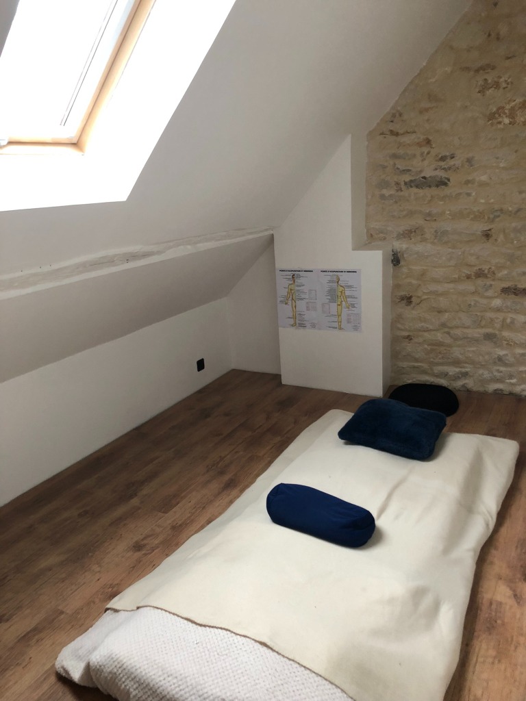 photo cabinet Aurélie Bellahsen - A l’écoute du shiatsu