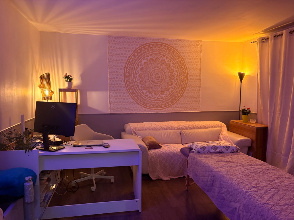 photo cabinet Le Chant des 6 Reines