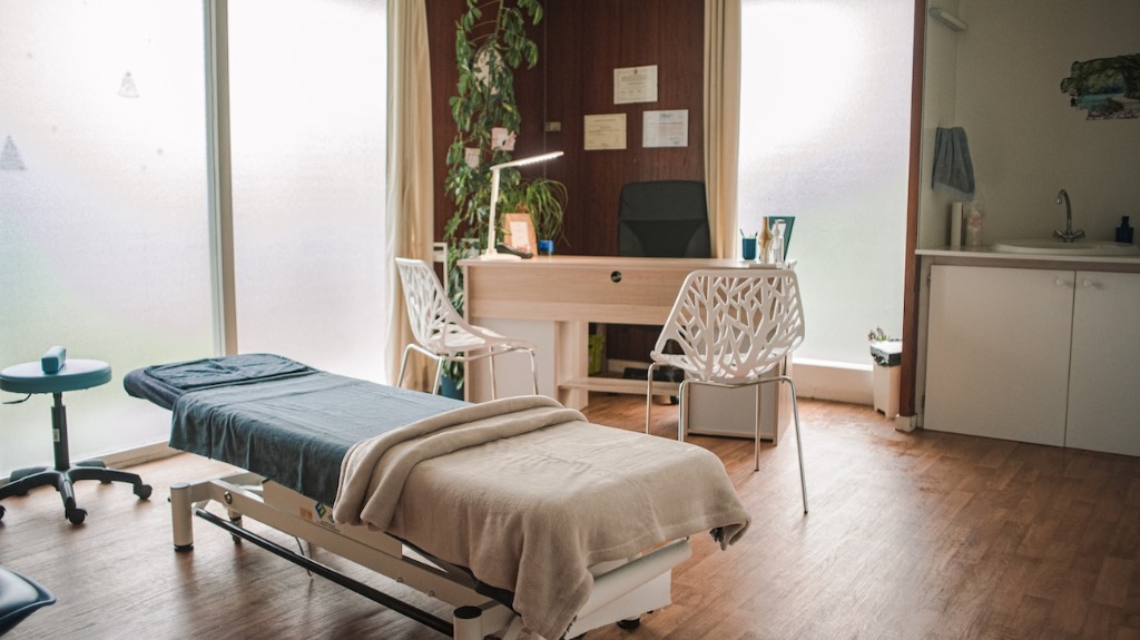 photo cabinet Françoise Laroche