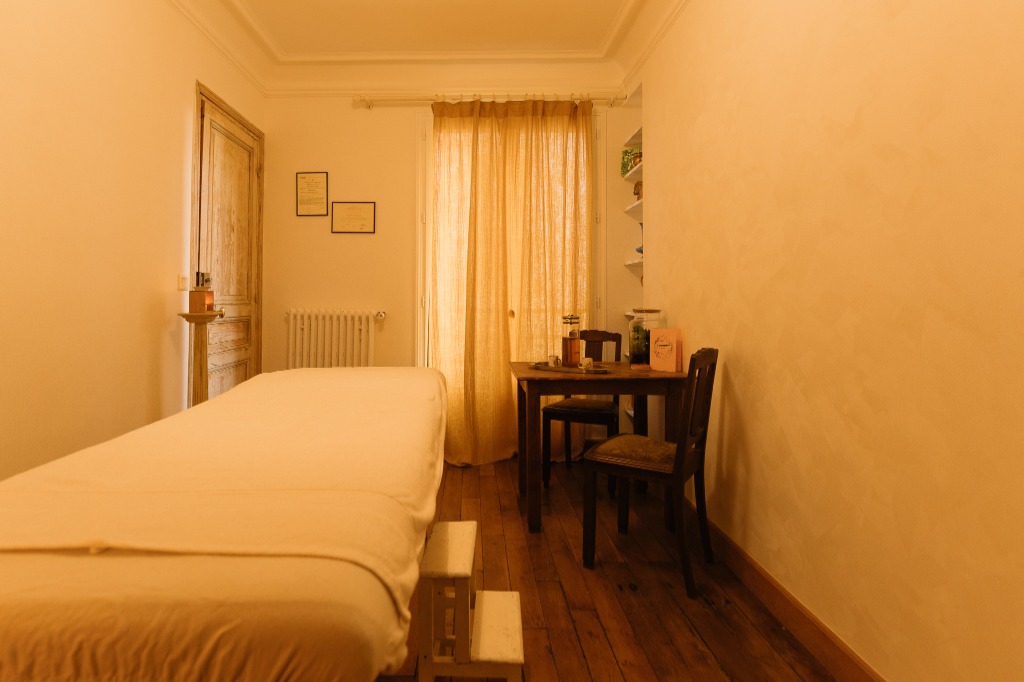 photo cabinet Prana Paris 🌞 par Juliette • Massage • Nutrition