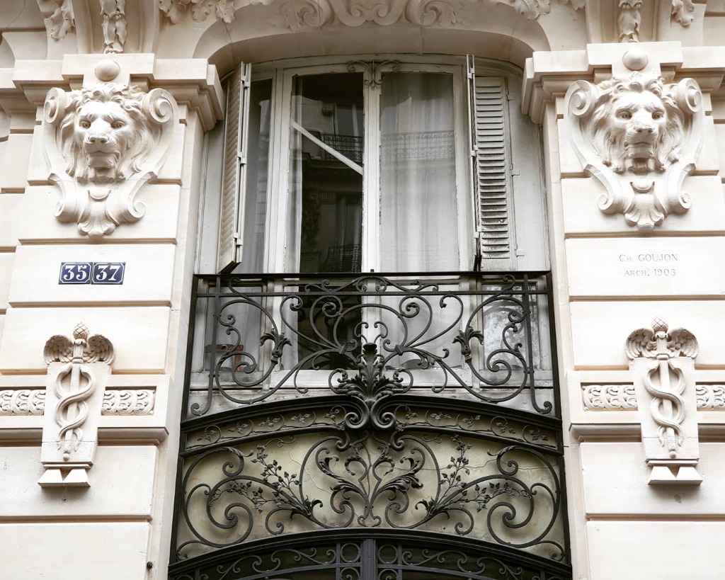 photo cabinet Deva Vishad