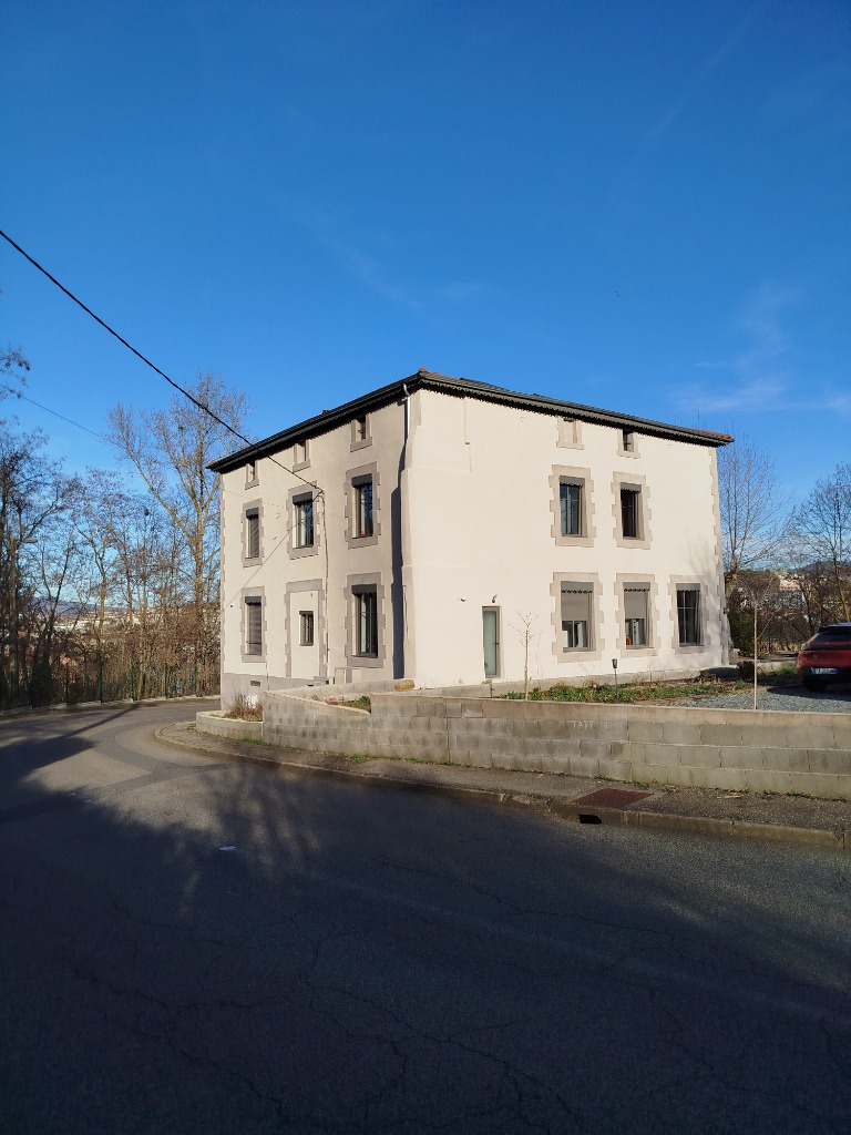 photo diplome DEMONET Isabelle