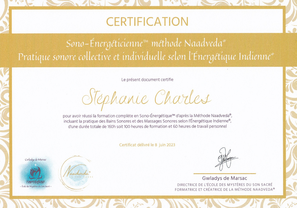 photo diplome Stéphanie Charles