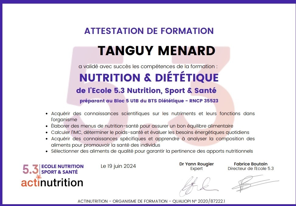 photo diplome Tanguy Menard NutrimindCoaching