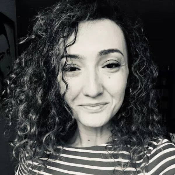 photo portrait Carole MILLAN