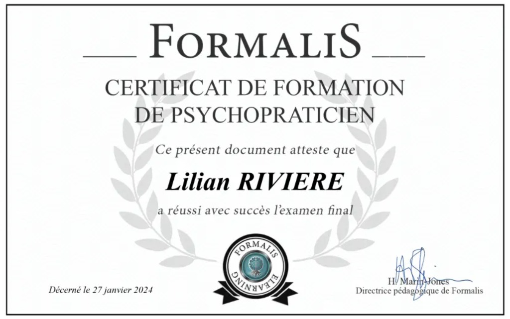 photo diplome Lilian Rivière