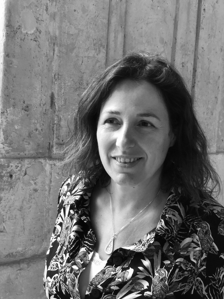 photo portrait  LESLIE LETINAUD-MONNIER HYPNOTHERAPEUTE