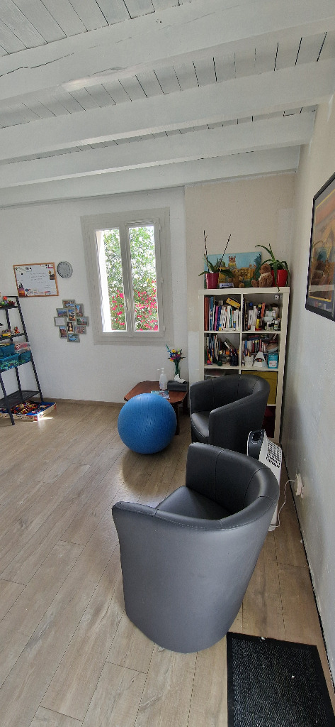 photo cabinet Vincent Perdereau