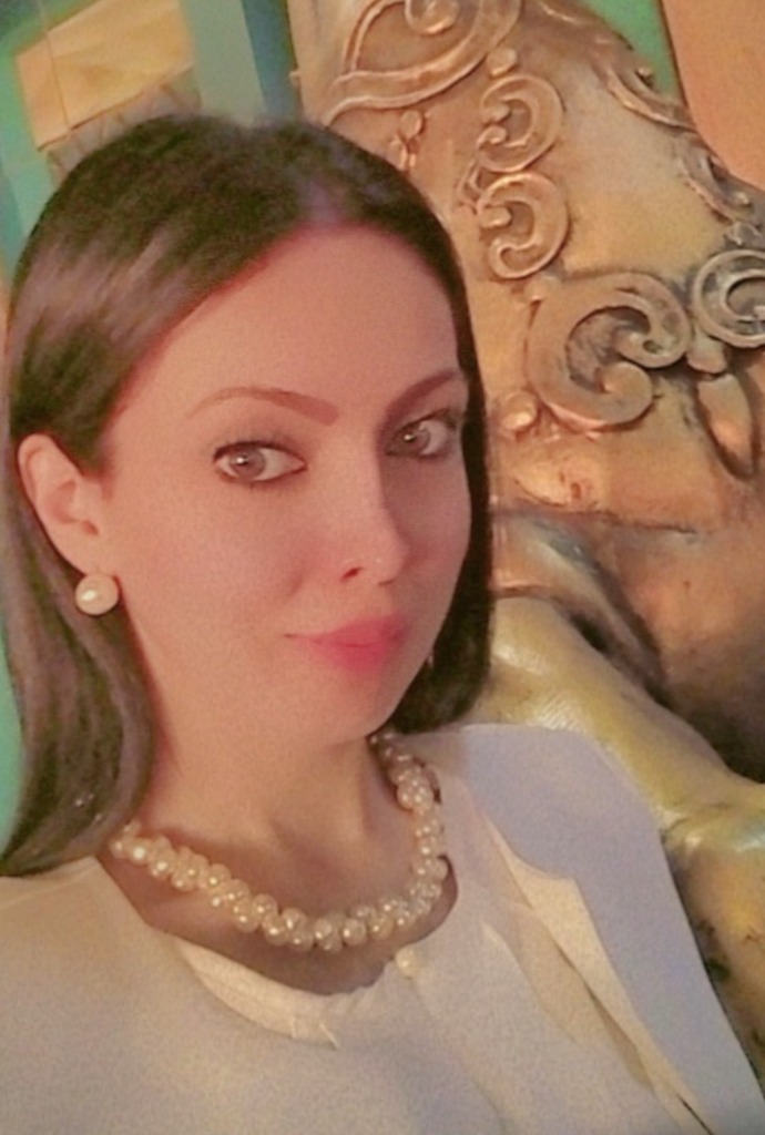 photo portrait Inaya WAHIDI