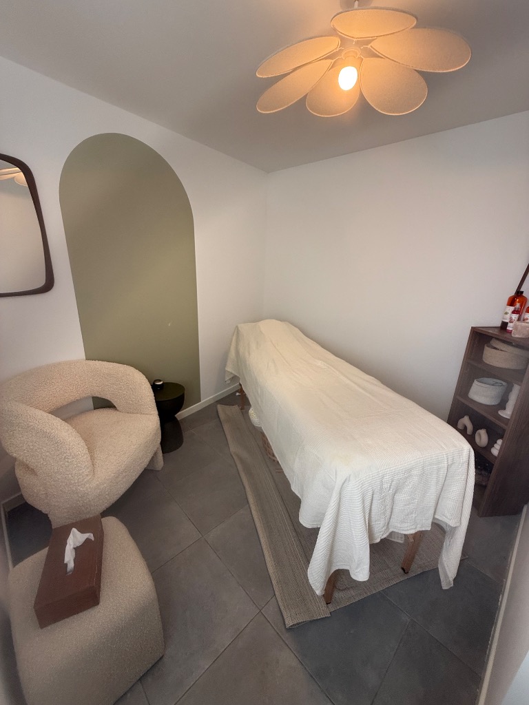 photo cabinet Estelle Mahdessian