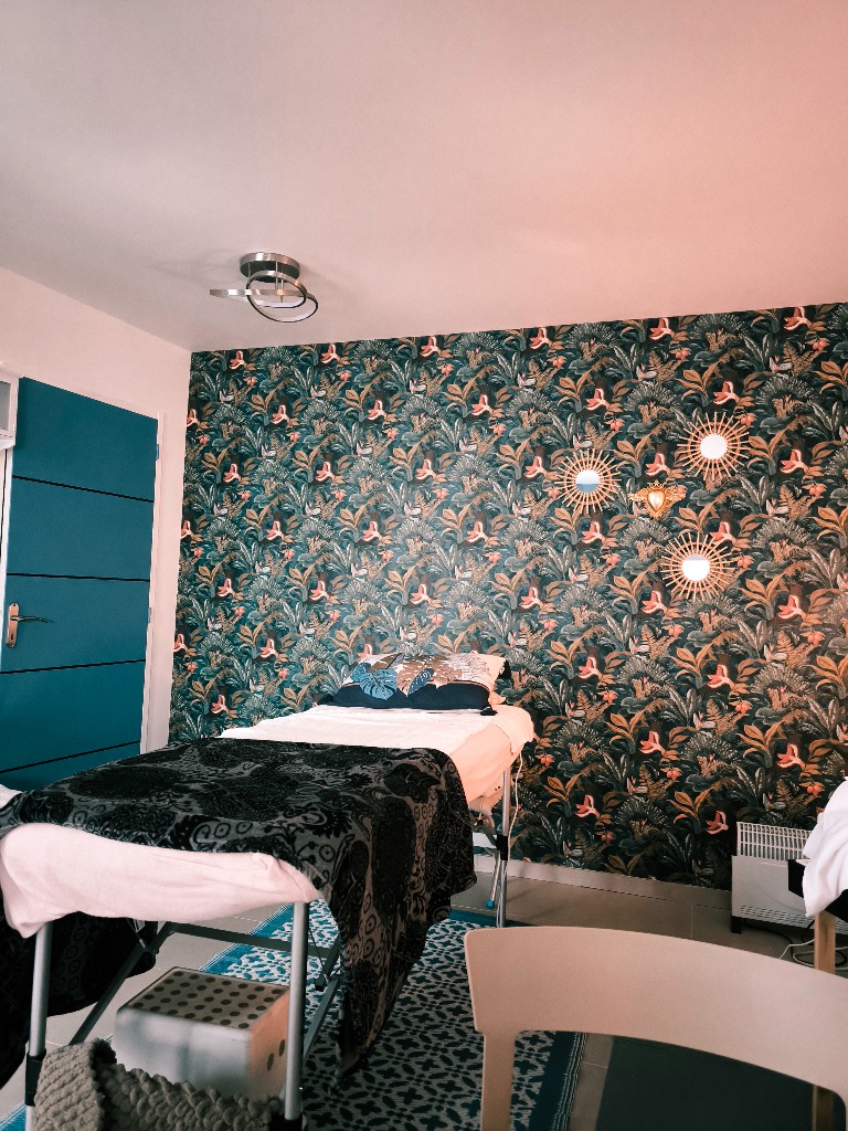 photo cabinet Lever le pied