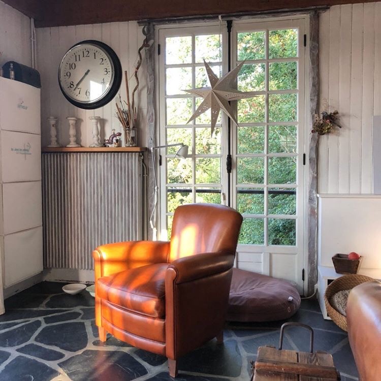 photo cabinet Angélique Dubois Coupry Psycho Généalogiste