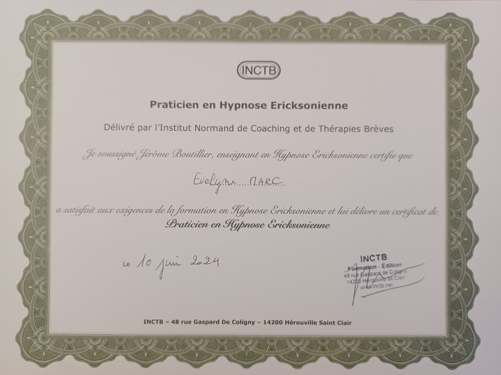photo diplome Evelyne MARC