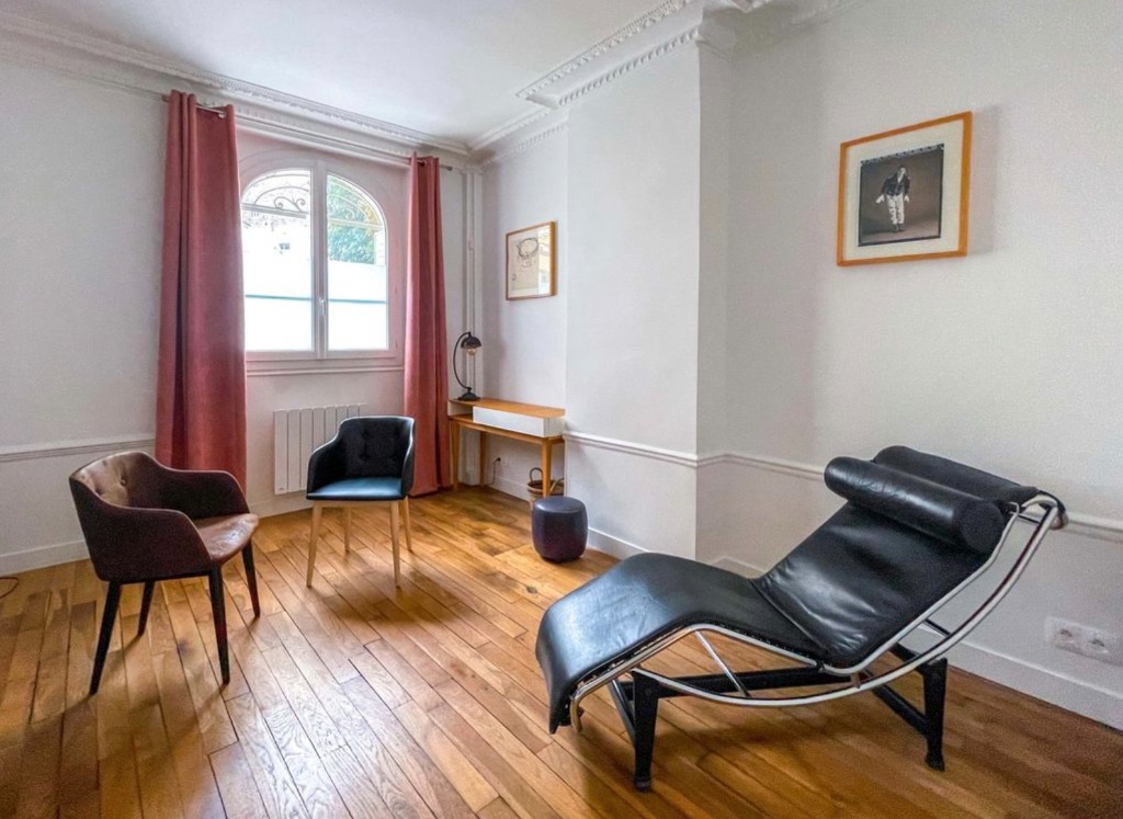 photo cabinet Hanane LARBI