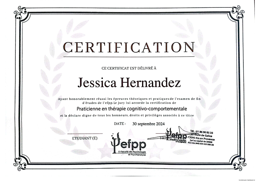 photo diplome Jessica J.HERNANDEZ