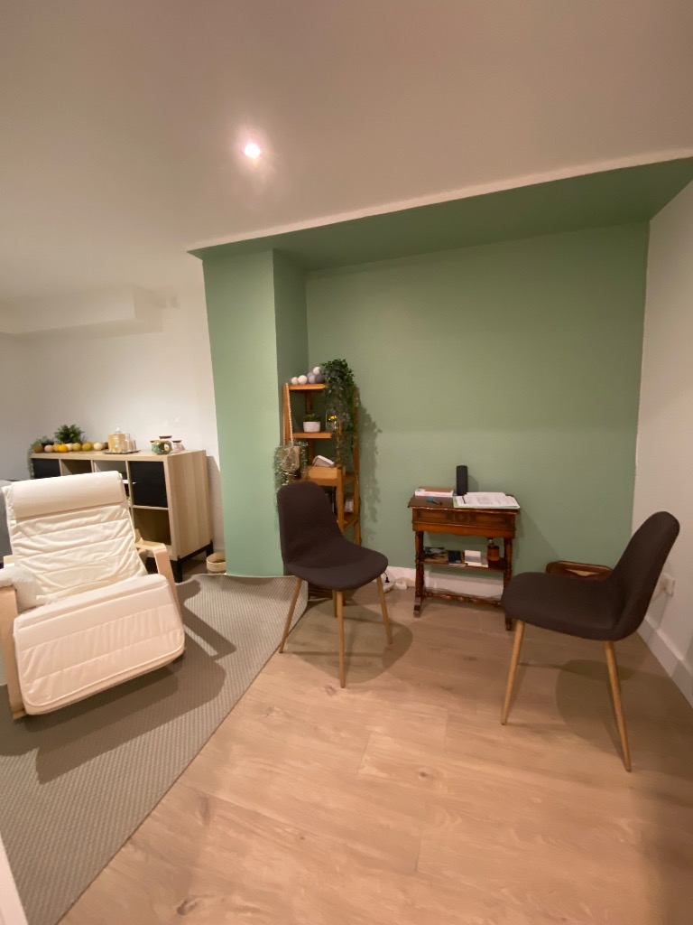 photo cabinet Sandrine Laloge (un pas de côté sophro) 