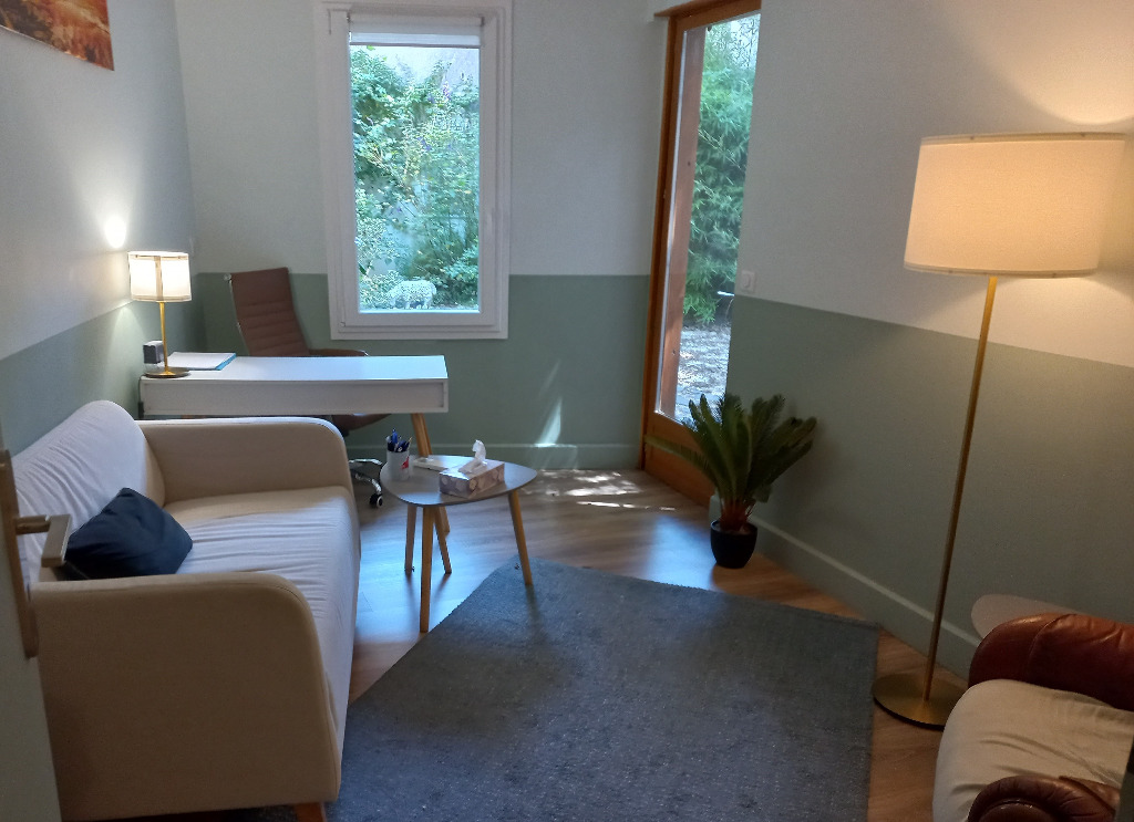 photo cabinet Tin-Hinane Rahmoun