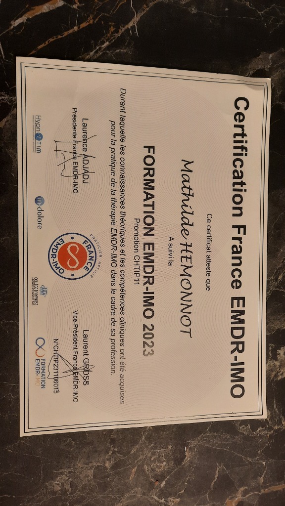 photo diplome Hypnose-emdr-89