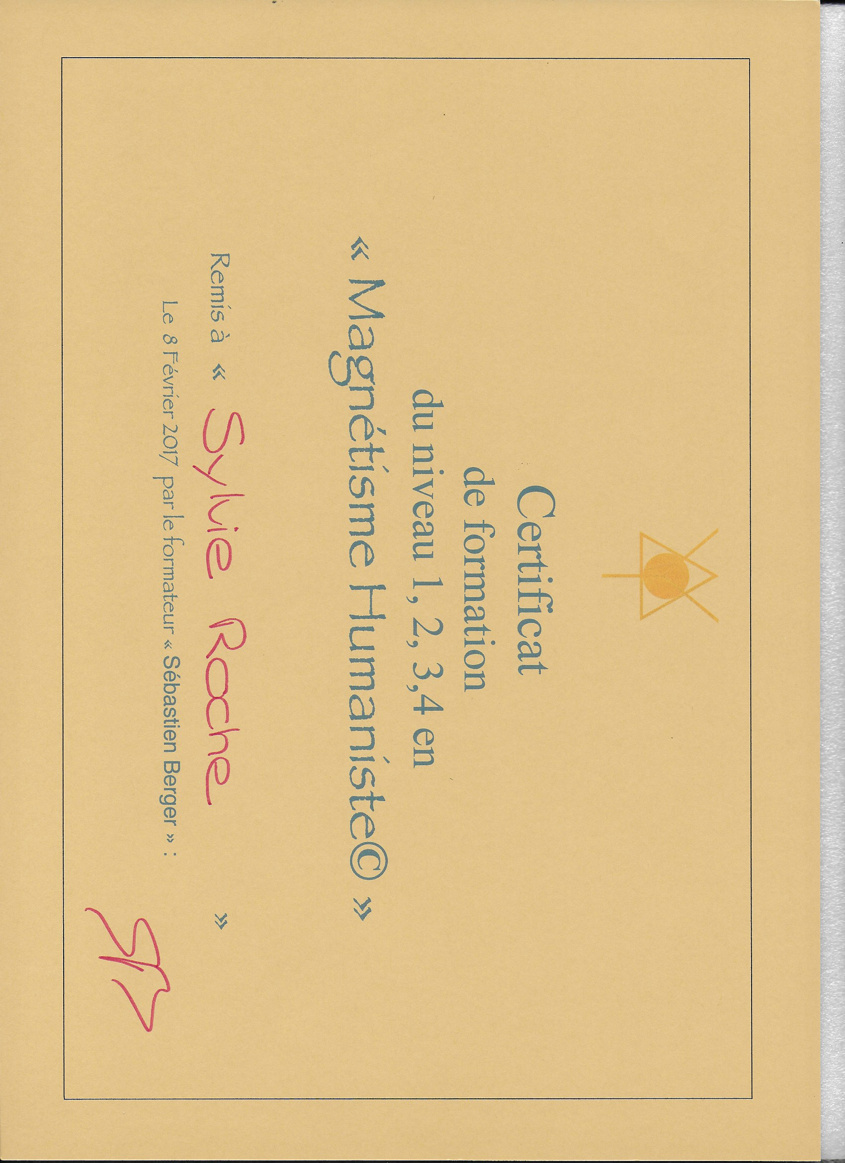 photo diplome Mains de Vie - Sylvie Roche