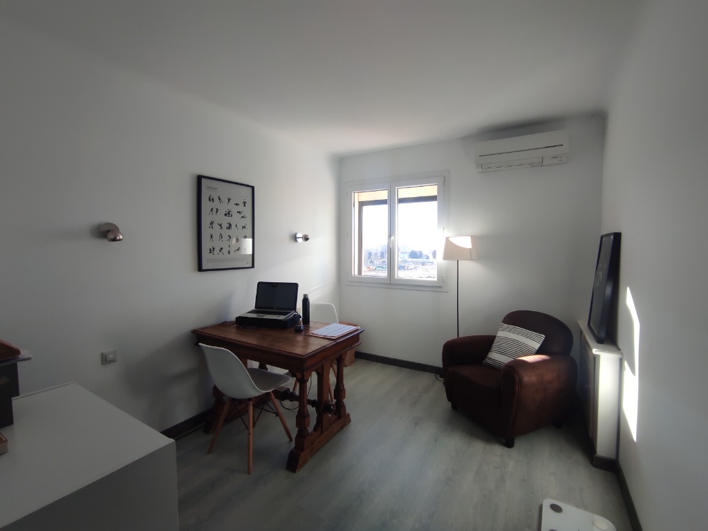 photo cabinet Maxime Nicolau