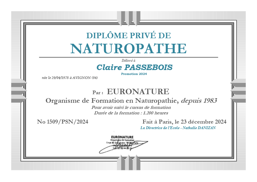 photo diplome Claire PASSEBOIS